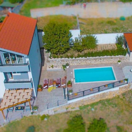 Hill Apartment With Private Pool Kučine Buitenkant foto